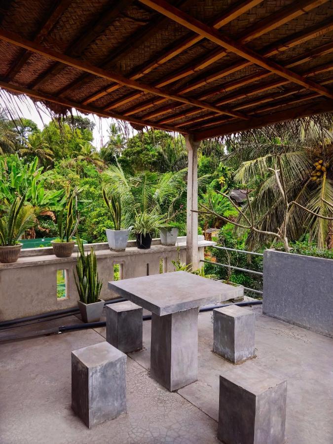 Mandara Rest Bed and Breakfast Hikkaduwa Exteriör bild
